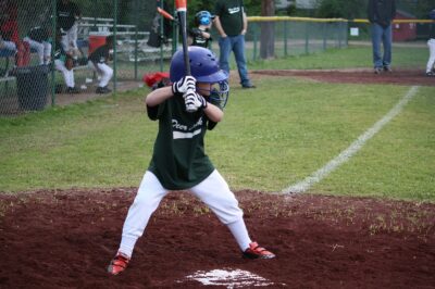 Boost Kids’ Batting Confidence: Mastering Pitcher Arm Action & Timing Techniques
