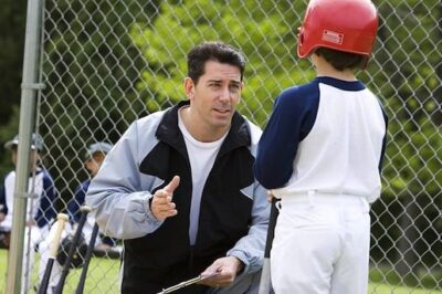 8u-12u Baseball Coaching Guide: Practice Plans & Drills
